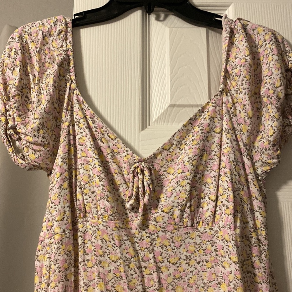 Floral Ruffle Sleeve Mini Dress Target - Picture 2 of 5